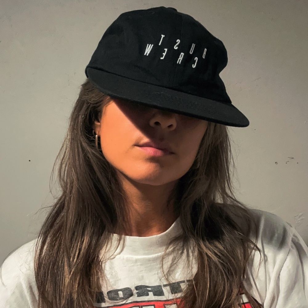BUST CREW HAT BLACK